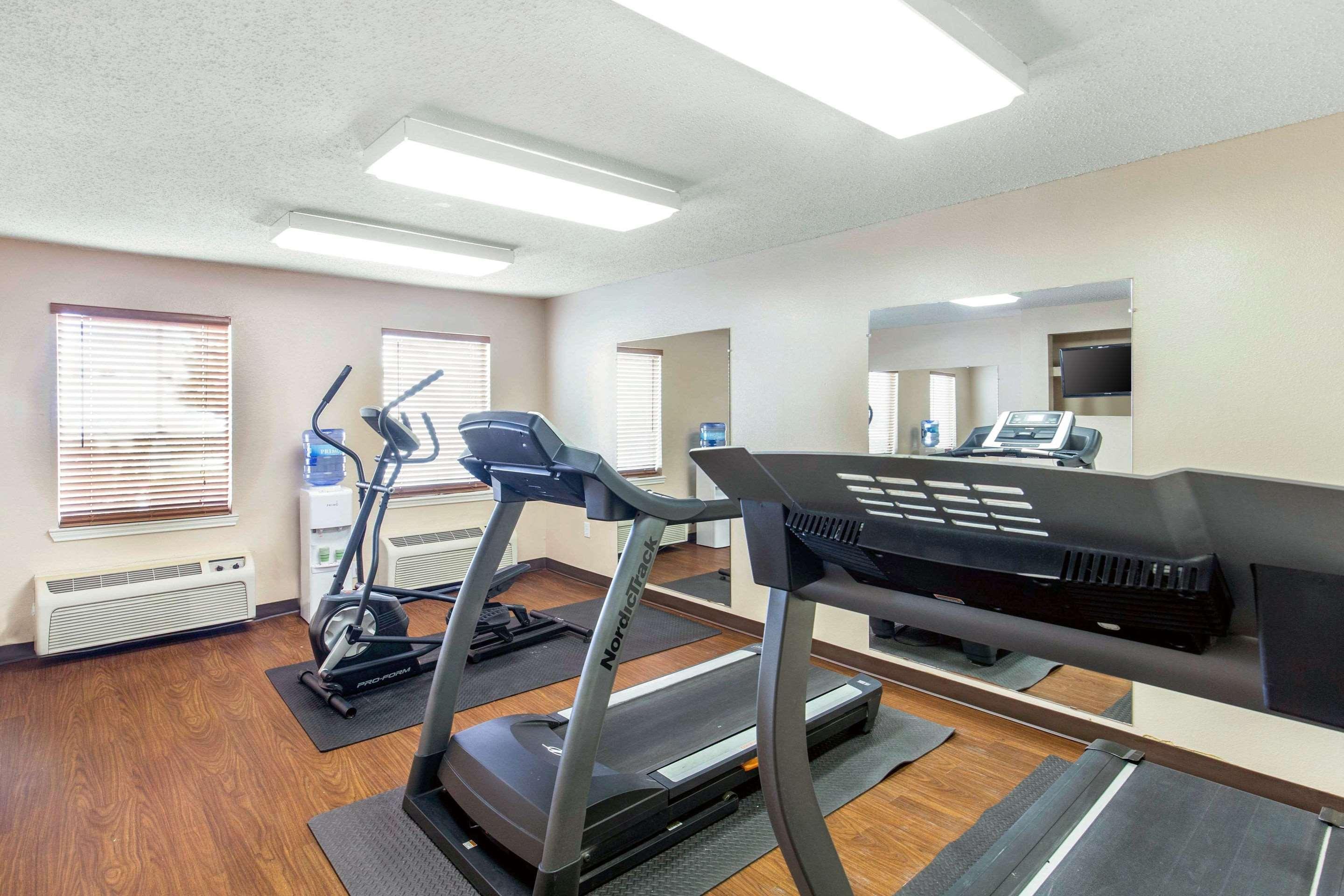 Suburban Studios Lewisville Exteriér fotografie