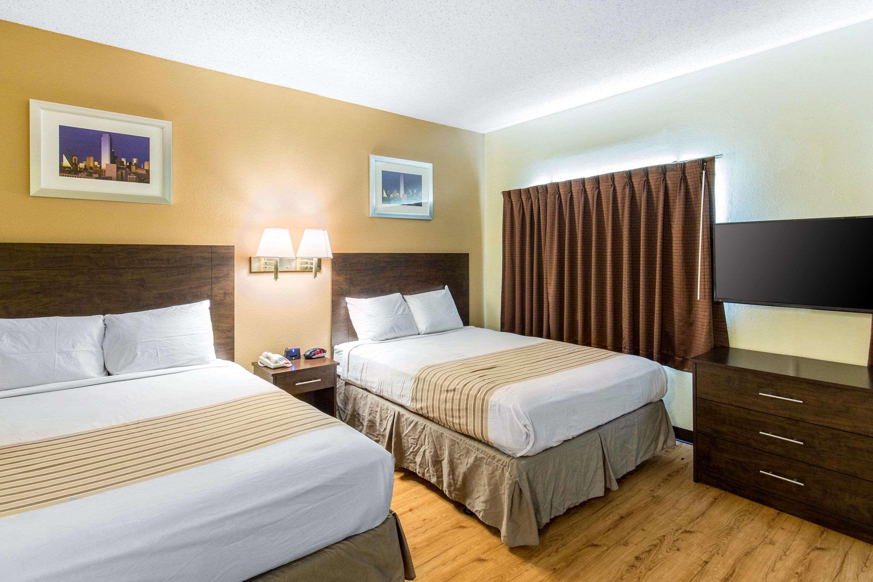 Suburban Studios Lewisville Exteriér fotografie